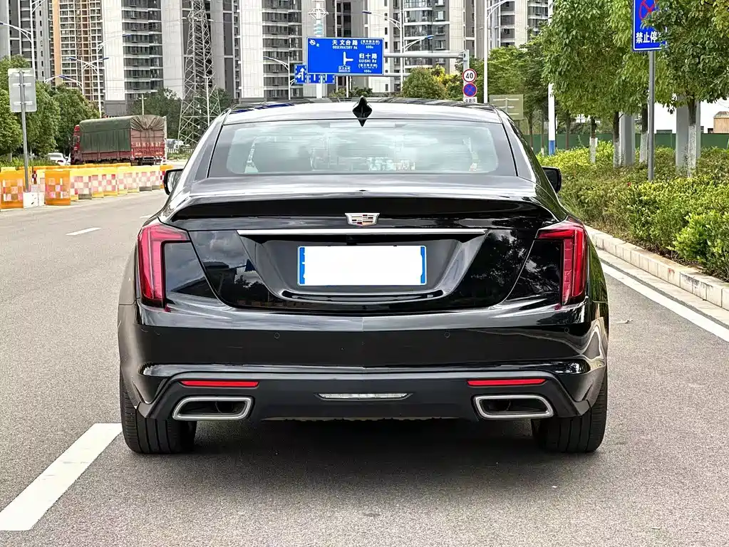 Cadillac CT5 2022 — фото 9