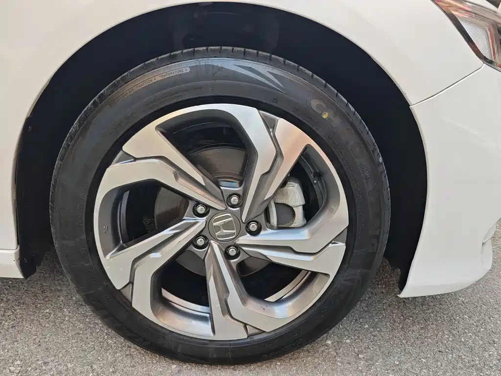 Honda Accord 2020 — фото 24