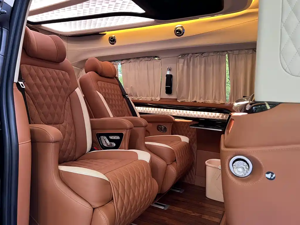Mercedes-Benz Vito 2020 — фото 10