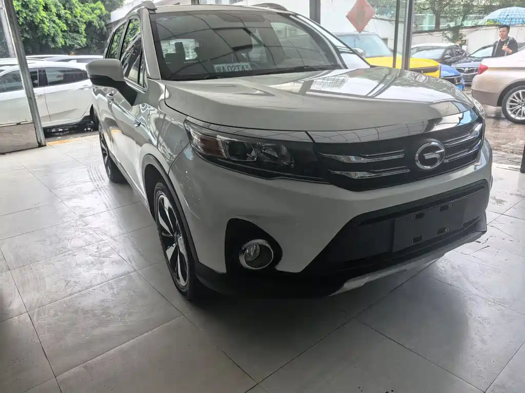 GAC Motor Trumpchi GS3 2017 — фото 3