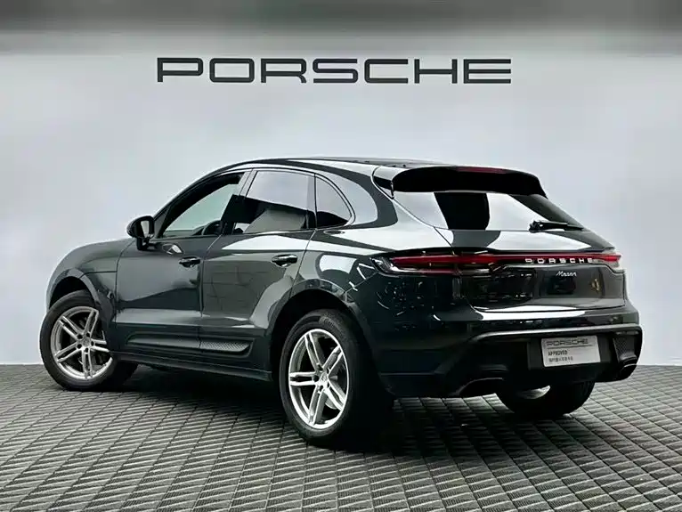 Porsche Macan 2023 — фото 6
