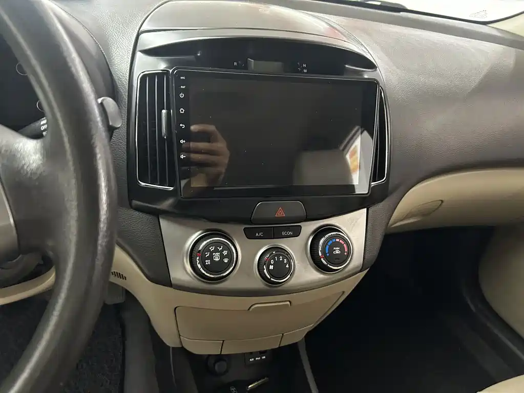 Hyundai Joyful 2013