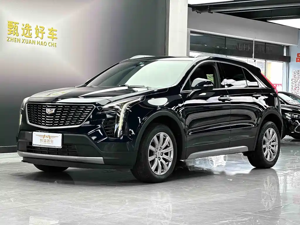 Cadillac XT4 2020 — фото 2