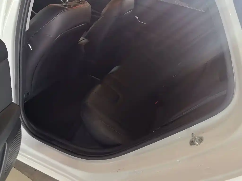 Hyundai Elantra 2022