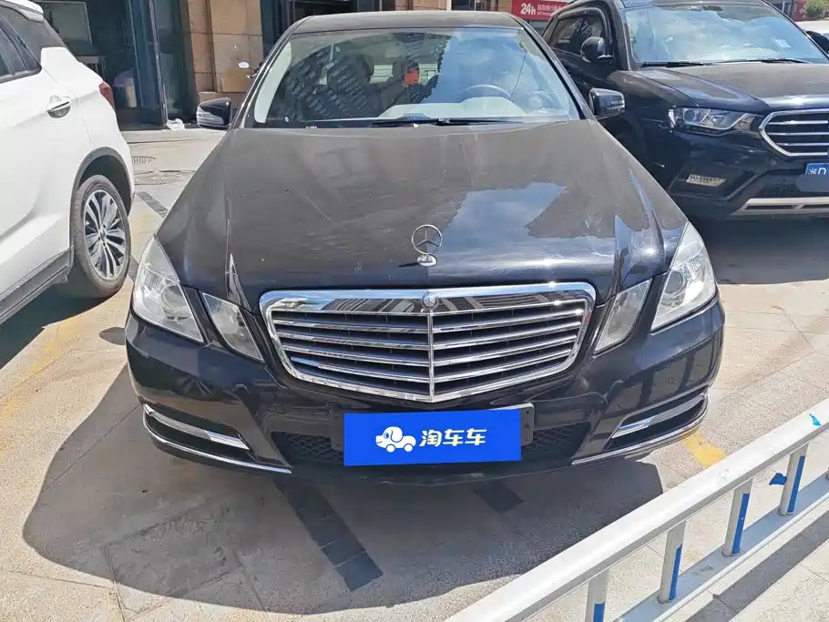 Mercedes-Benz E-Class 2012