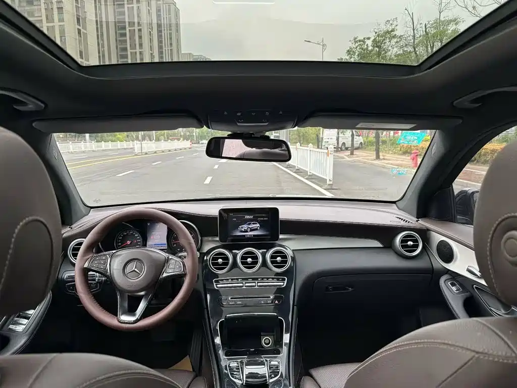 Mercedes-Benz GLC 2016