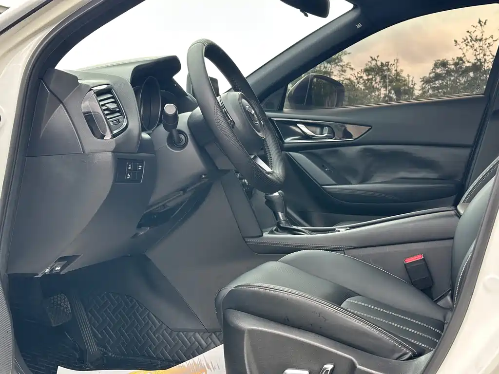 Mazda CX-4 2020