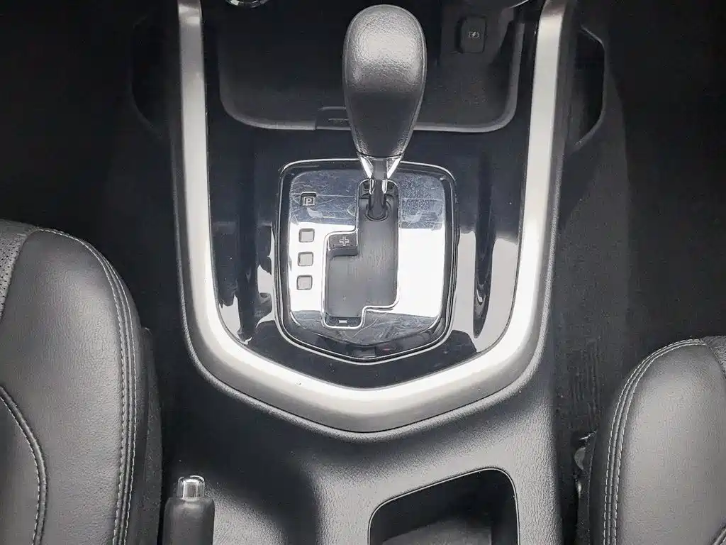 Nissan Terra 2021 — фото 13