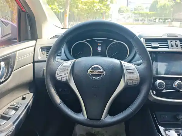 Nissan Tiida 2021