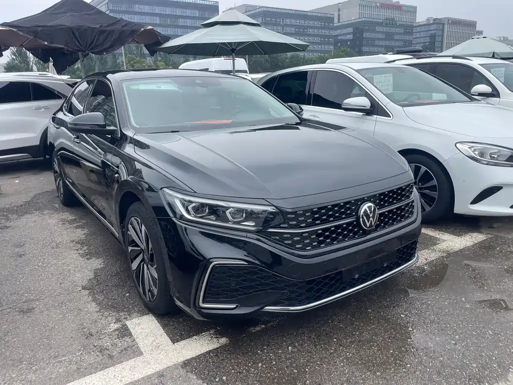 Volkswagen Passat 2022