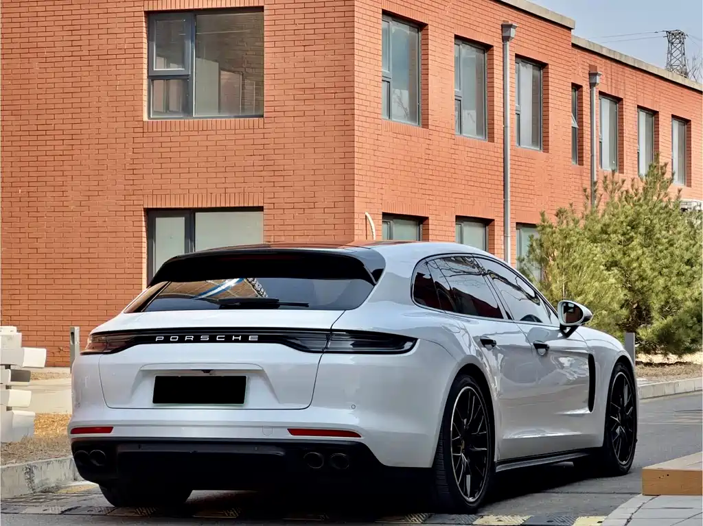 Porsche Panamera Hybrid 2022 — фото 6