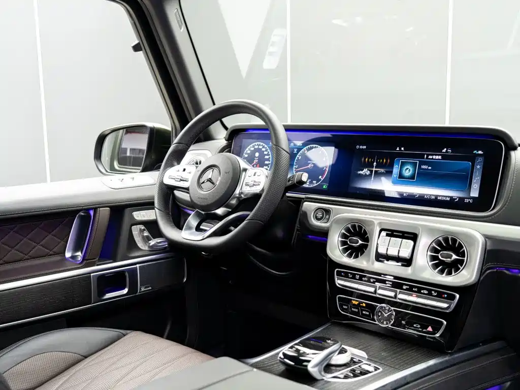 Mercedes-Benz G-Class 2025 — фото 21