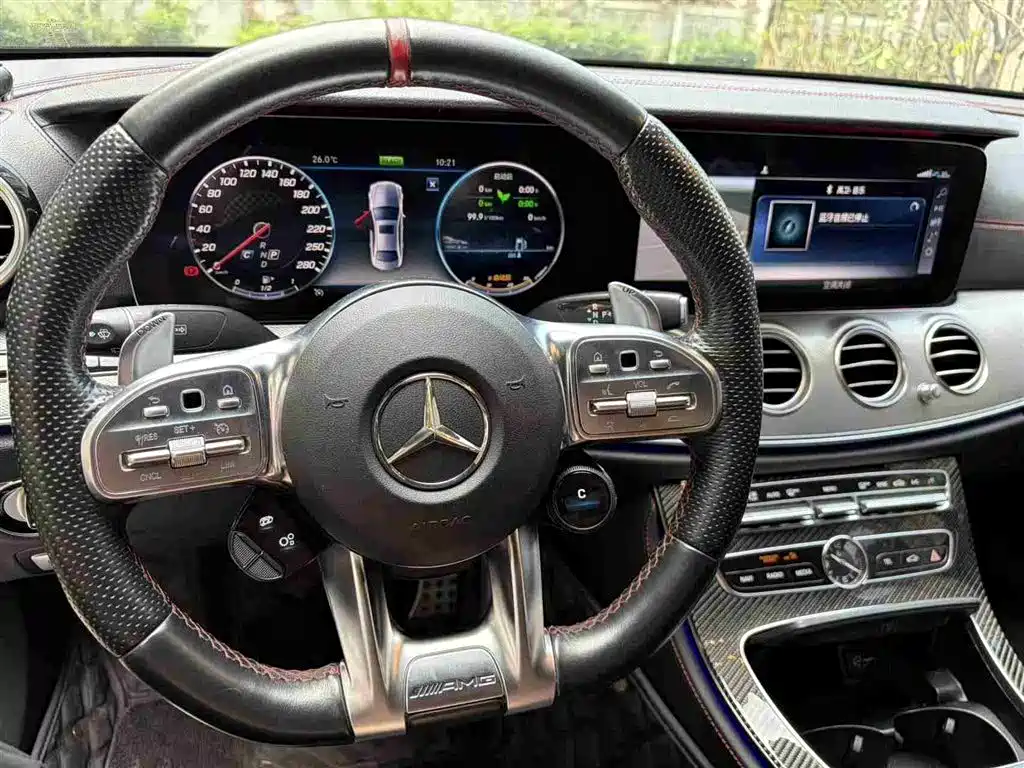 Mercedes-Benz E-Class AMG 2019 — фото 8