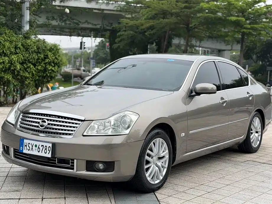 Nissan Fuga 2007