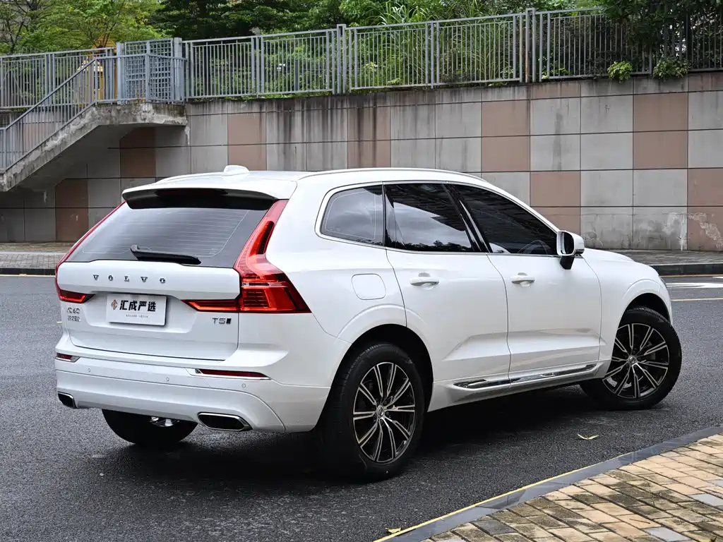Volvo XC60 2020 — фото 5