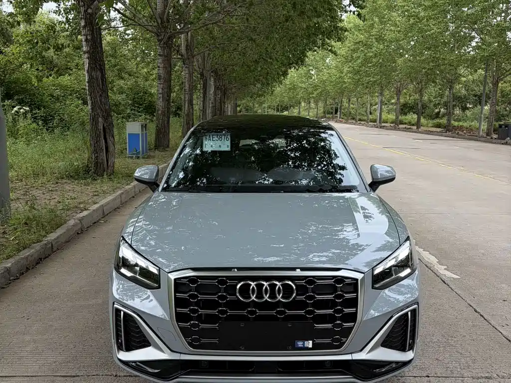 Audi Q2L 2023 — фото 2