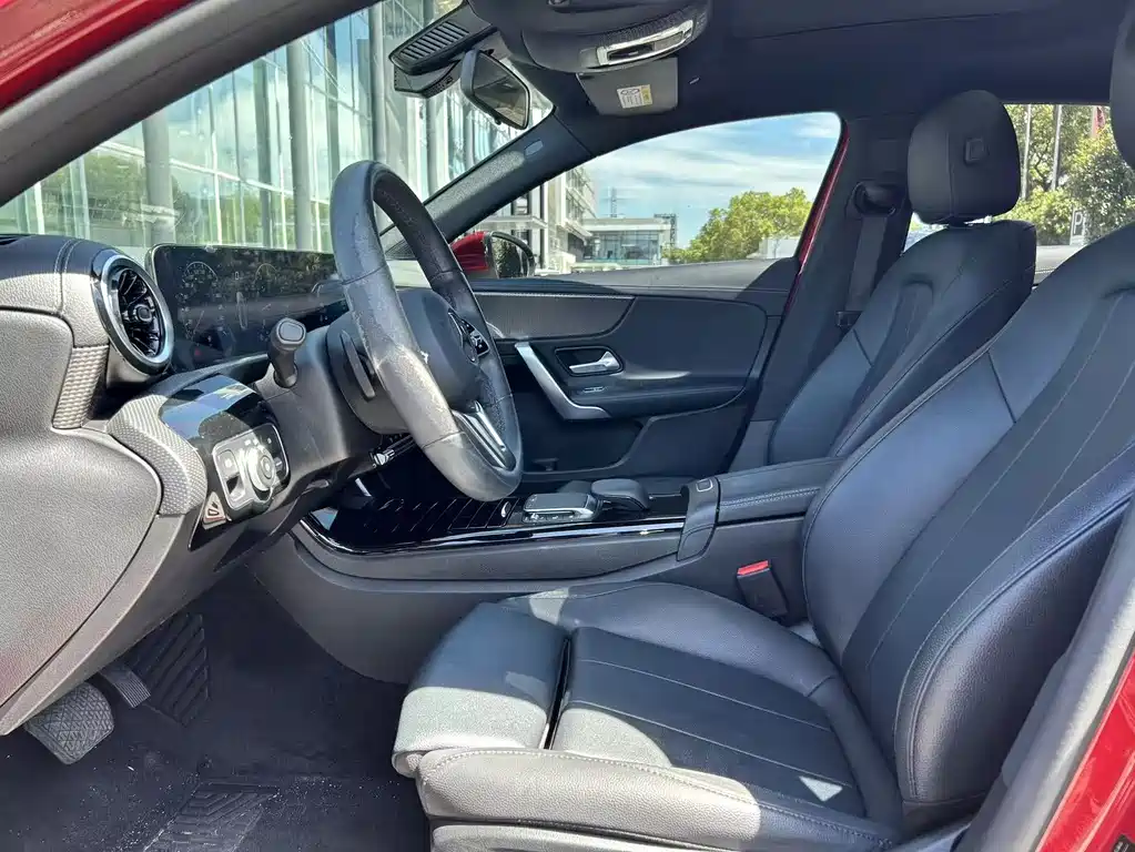 Mercedes-Benz A-Class 2021 — фото 10