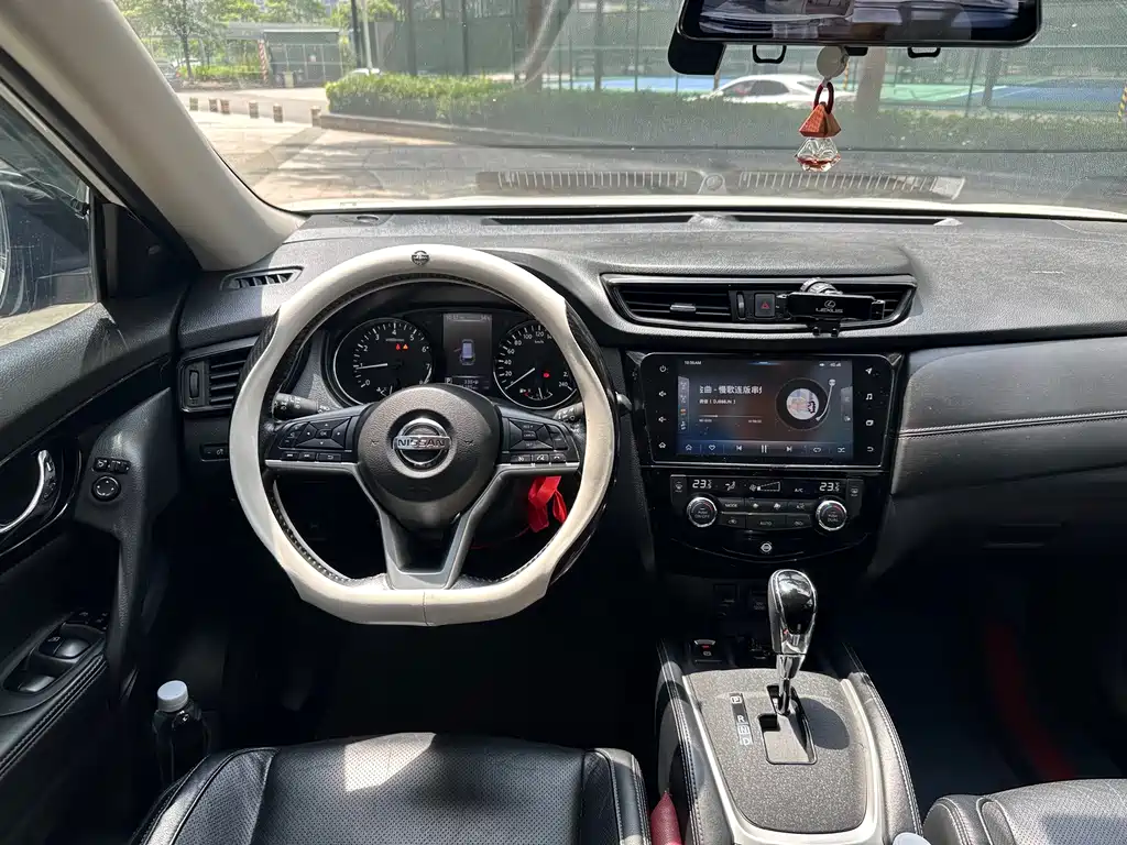 Nissan X-Trail 2019 — фото 12