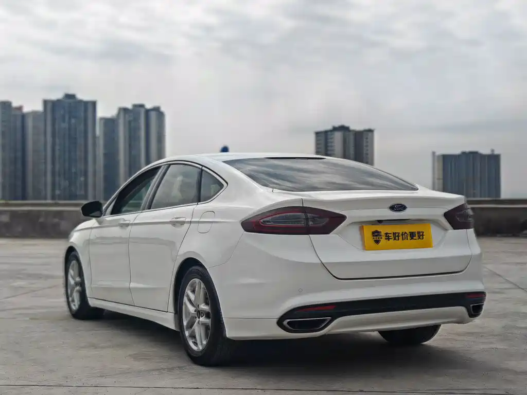 Ford Mondeo 2016 — фото 12