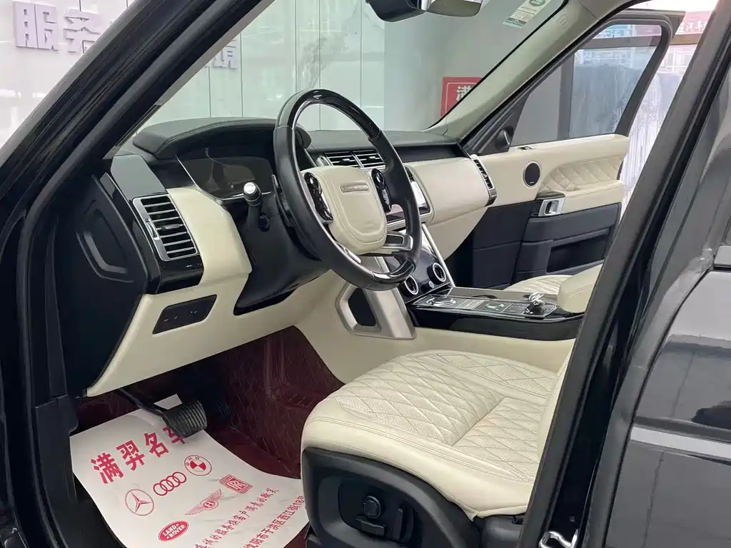 Land Rover Range Rover 2018 — фото 10