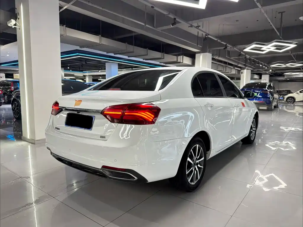 Geely Emgrand 2019