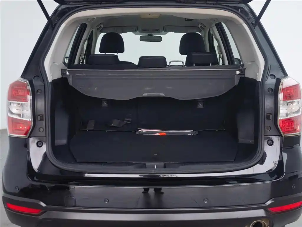 Subaru Forester 2013 — фото 16