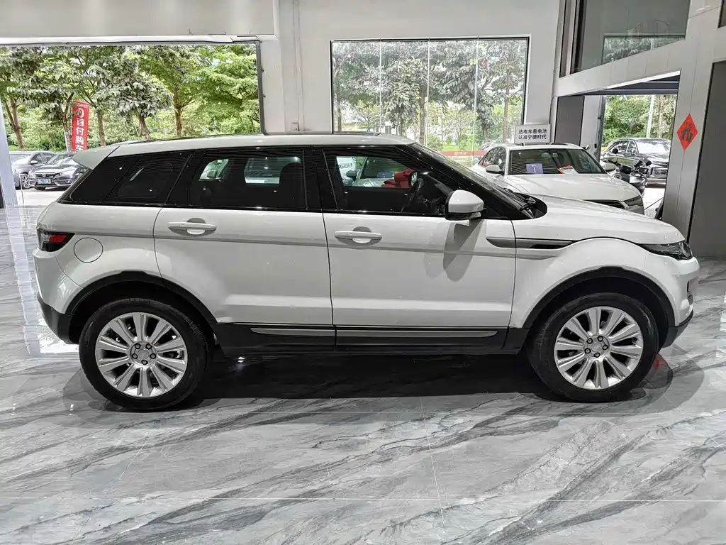 Land Rover Range Rover Evoque 2015 — фото 5