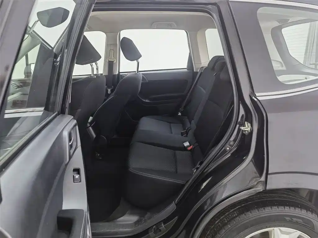 Subaru Forester 2013 — фото 15