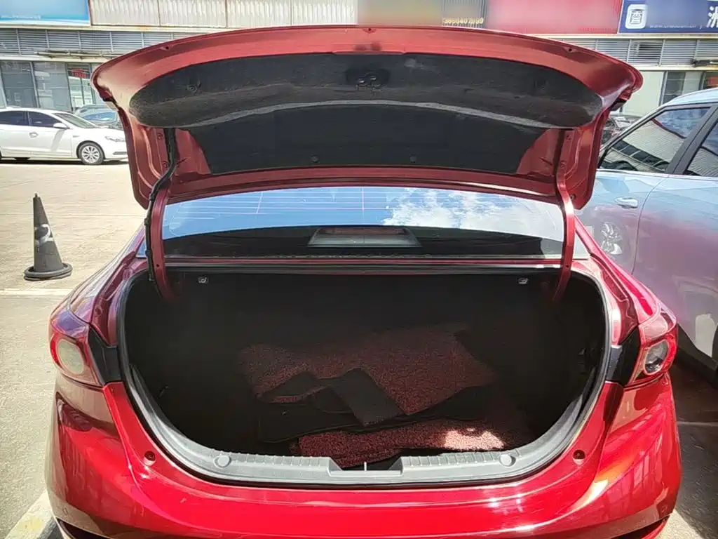 Mazda 3 Angkesela 2015 — фото 19
