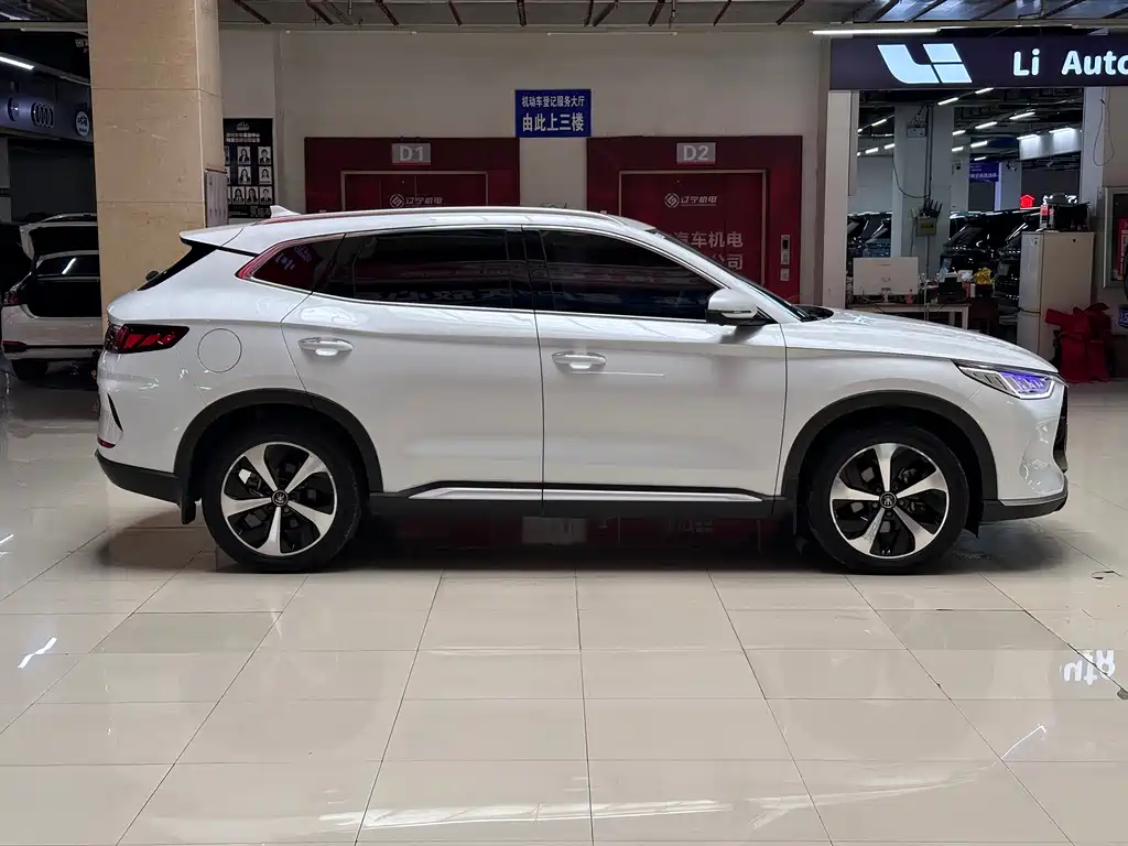 BYD Song PLUS New Energy 2022 — фото 7
