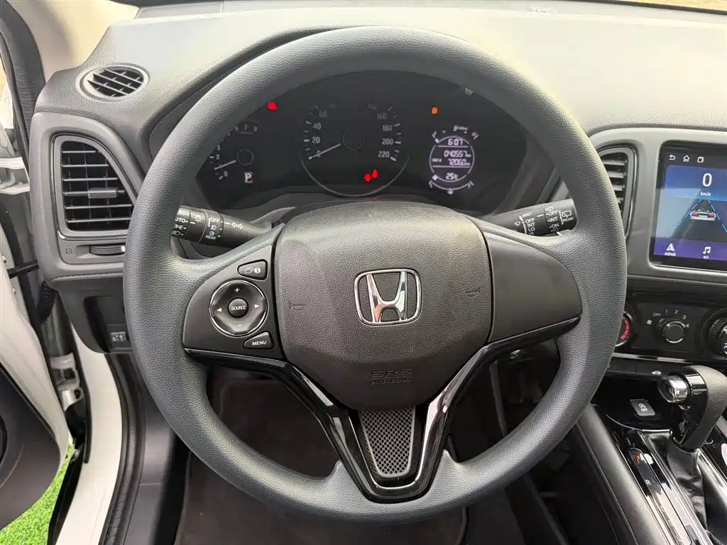Honda Vezel 2022 — фото 13
