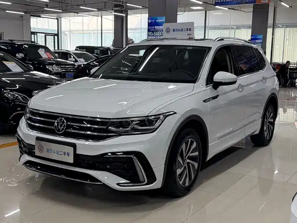Volkswagen Tiguan L Plug-In Hybrid 2023