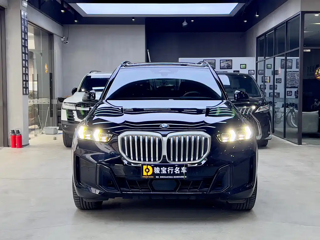 BMW X5 2025 — фото 2