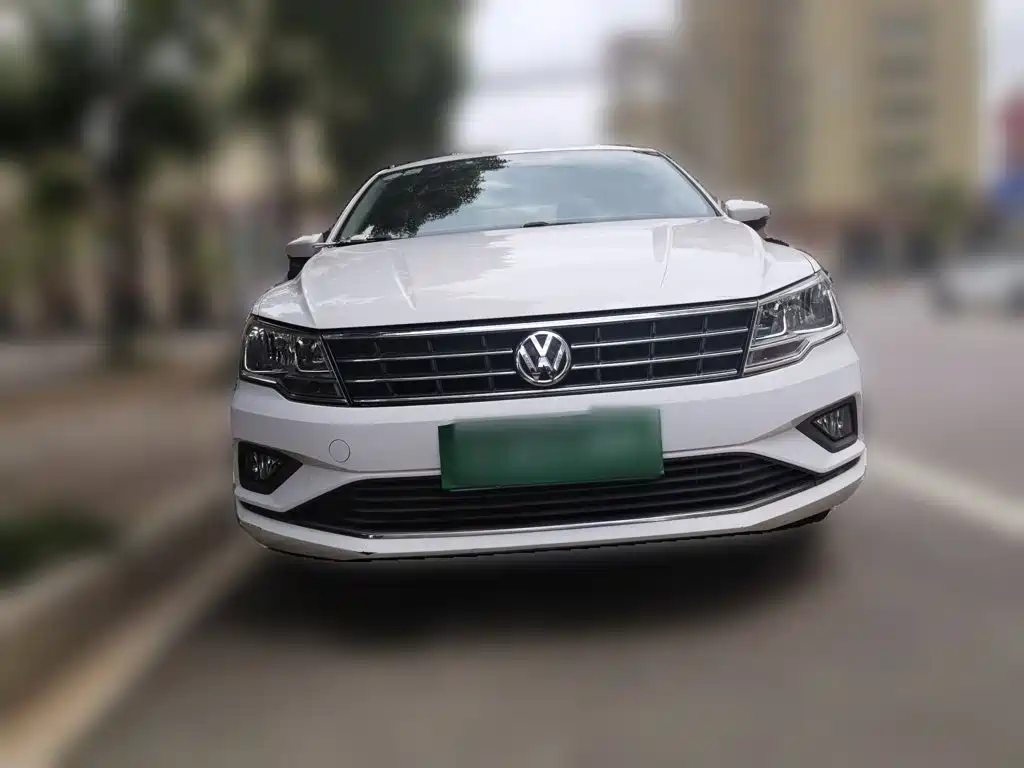 Volkswagen Jetta 2018 — фото 24