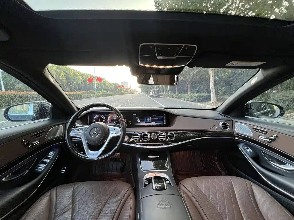 Mercedes-Benz Maybach S-Class 2018 — фото 10