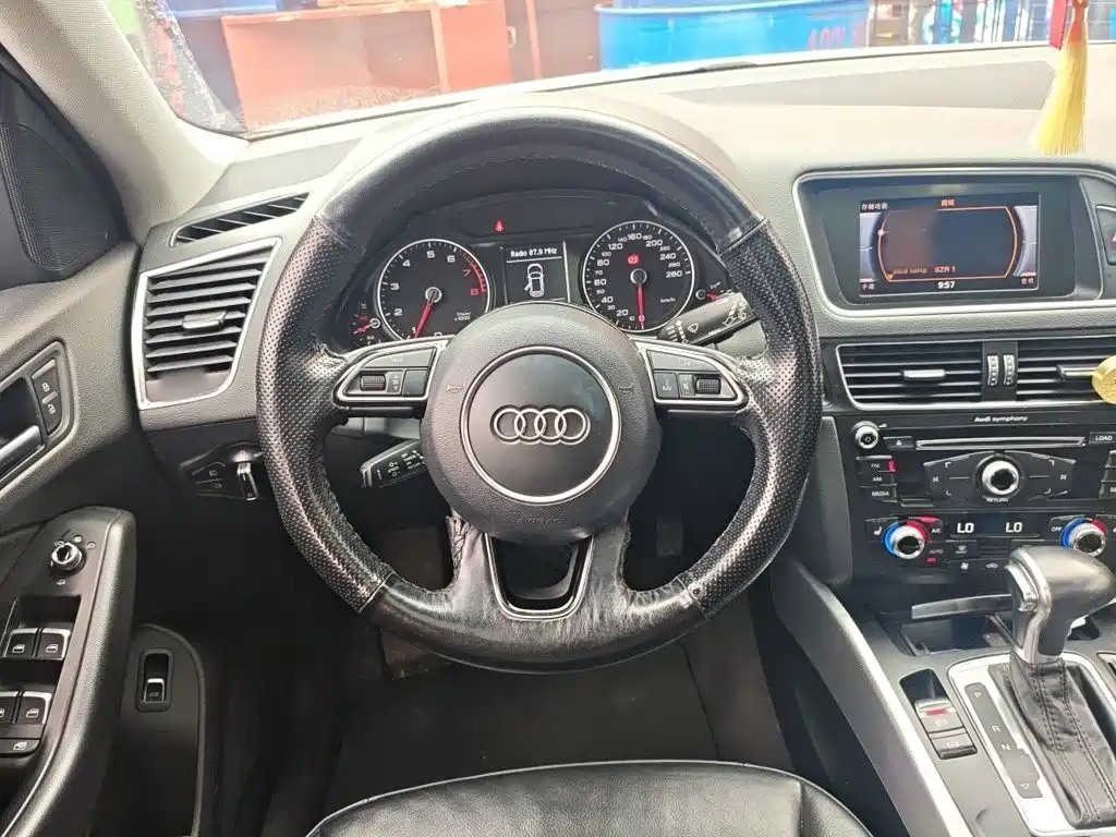 Audi Q5 2015 — фото 3