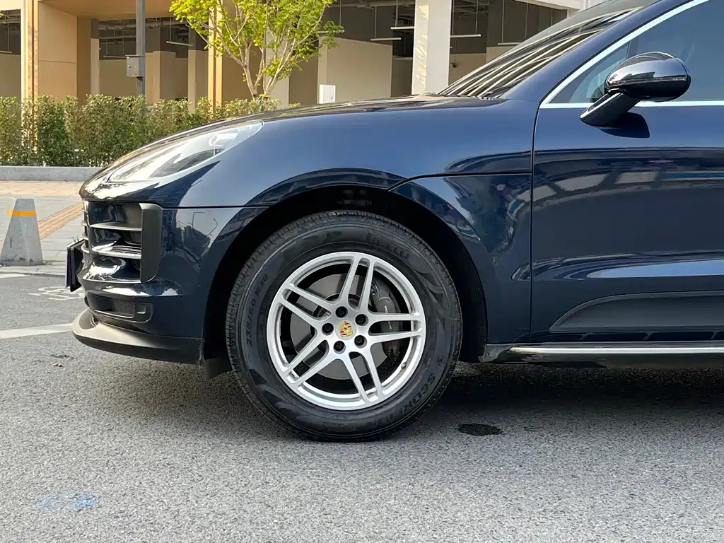Porsche Macan 2020 — фото 8