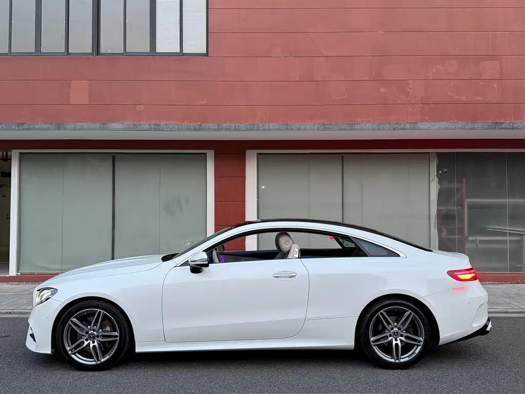 Mercedes-Benz E-Class 2020 — фото 4