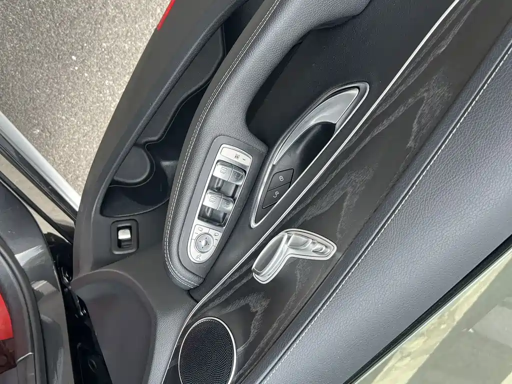 Mercedes-Benz C-Class 2020 — фото 10