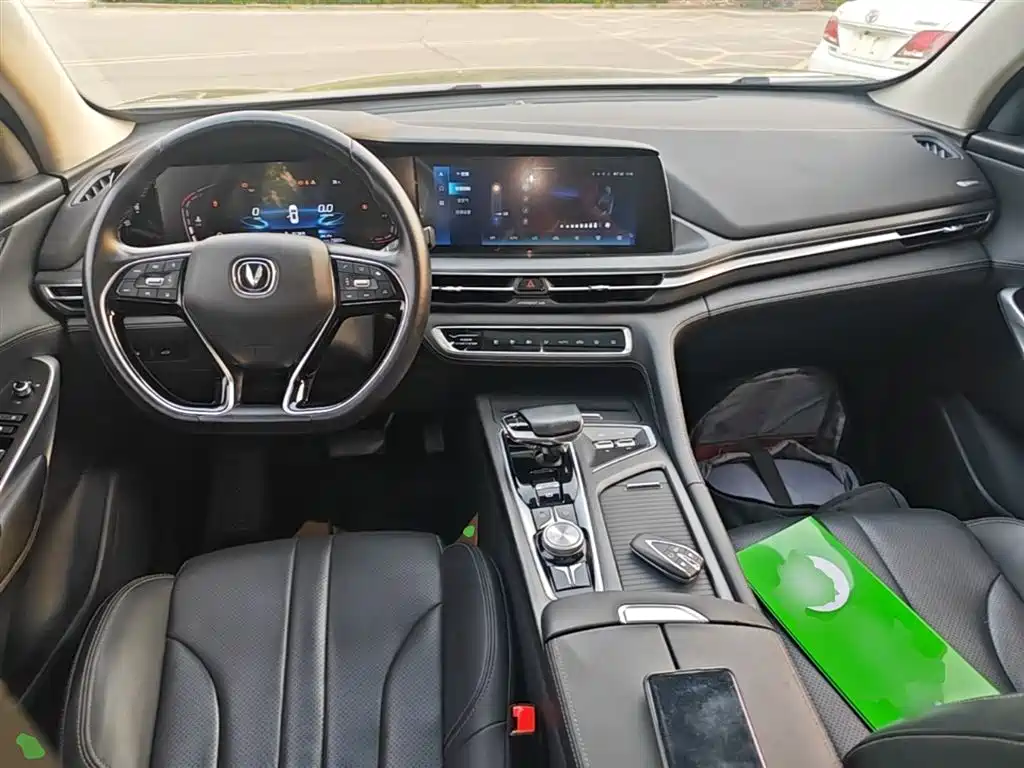 Changan CS75 PLUS 2021 — фото 10
