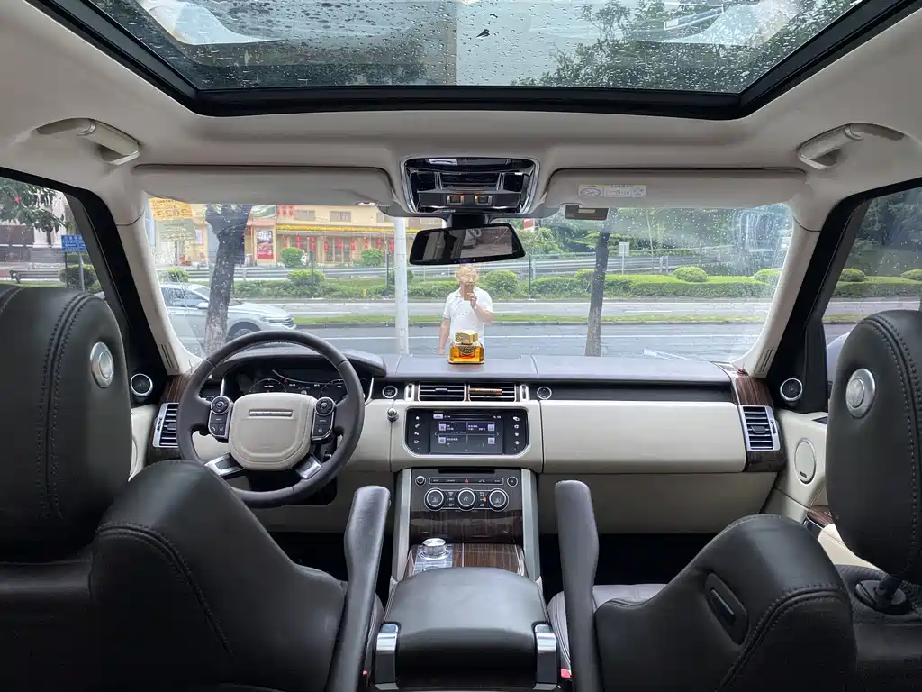 Land Rover Range Rover 2017 — фото 13