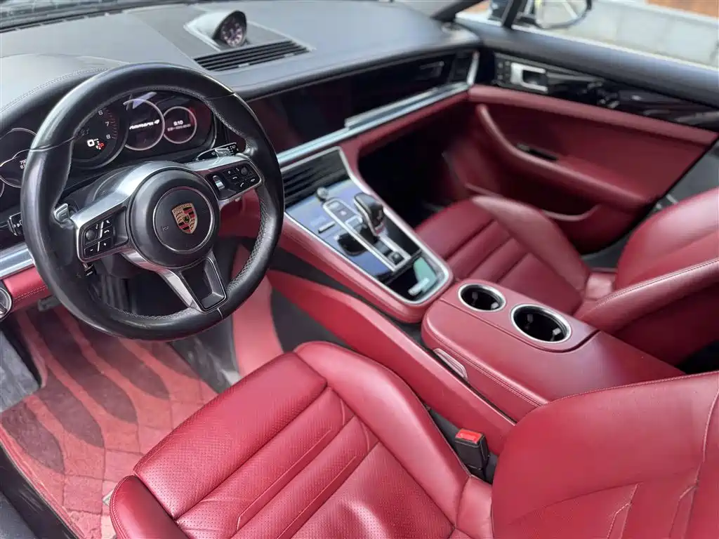 Porsche Panamera 2019 — фото 8