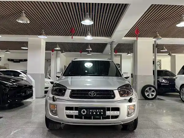 Toyota RAV4 2004