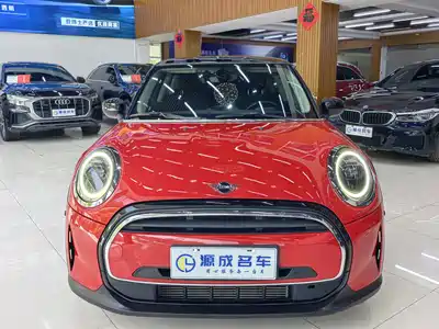 MINI MINI 2022