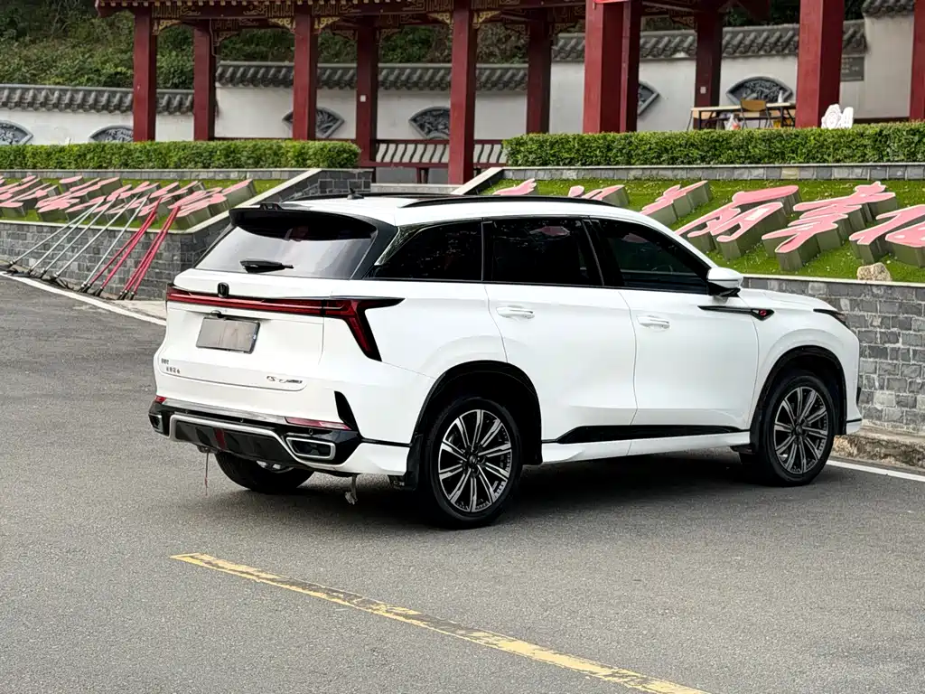 Changan CS75PLUS 2024 — фото 7
