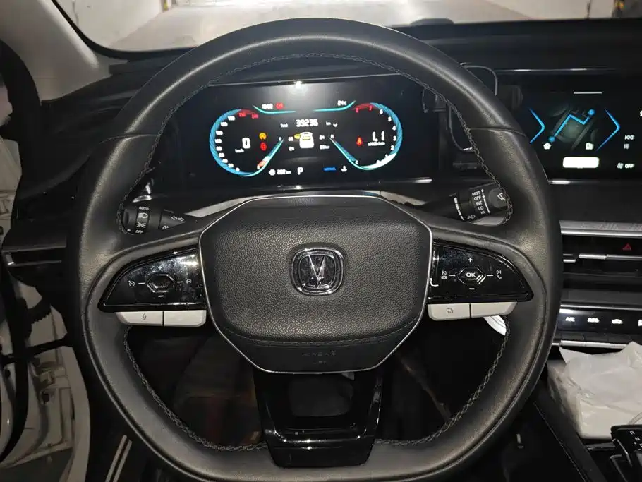 Changan Escape 2022 — фото 15