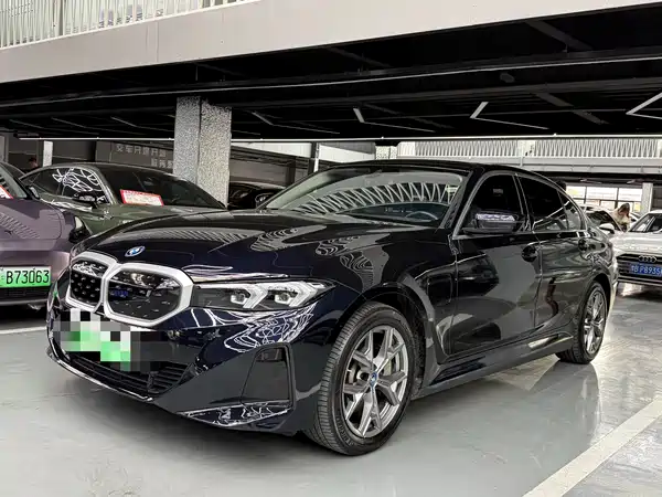 BMW i3 2023