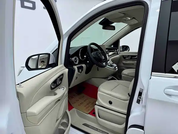 Mercedes-Benz V-Class 2020