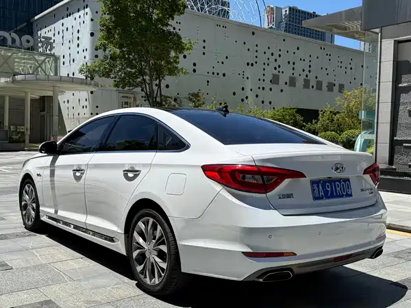 Hyundai Sonata 2015