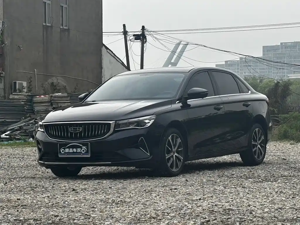Geely Emgrand 2021